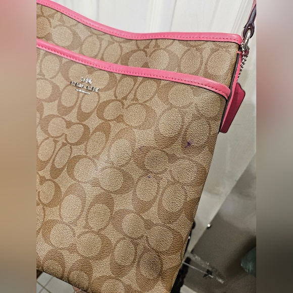 Coach signature file tan pink monogram crossbody bag handbag purse - Picture 3 of 12
